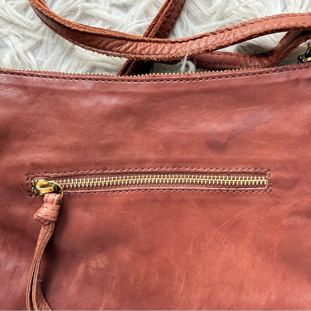 Margot New York Hobo Rich Brown Leather Lightweight Crossbody Bag Purse - Picture 10 of 15